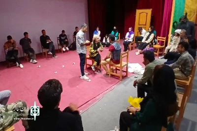 توسط گروه تئاتر پرواز؛

نمایش خیابانی «قطعه هنرمندان» در ایذه اجرا شد