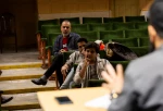 جلسه هم اندیشی با کارگردان های سی و چهارمین جشنواره تئاتر استانی یزد برگزار شد. 3
