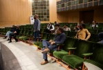 جلسه هم اندیشی با کارگردان های سی و چهارمین جشنواره تئاتر استانی یزد برگزار شد. 4