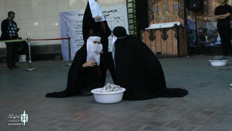 از غزه تا دفاع مقدس در اجراهای خیابانی تئاتر سودای عشق
 2