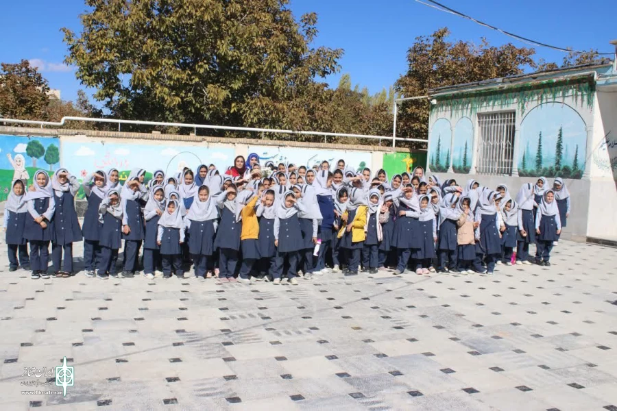 استقبال از نقل نقالان کودک و نوجوان در جشنواره سیلک کاشان 3