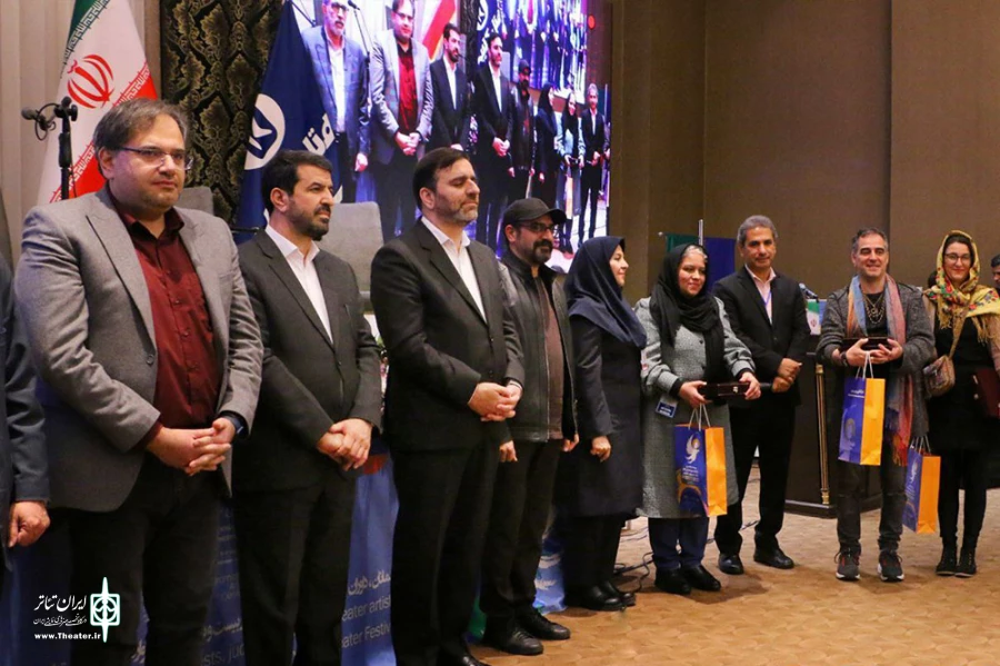 مراسم تجلیل از هنرمندان پیشکسوت، داوران و گروه‌های خارجی در جشنواره کودک برگزار شد 10