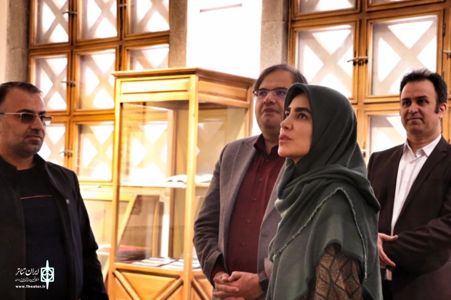 معاون امور هنری وزیر فرهنگ به تماشای آثار جشنواره تئاتر کودک و نوجوان همدان نشست  3