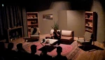 نمایش « دروغ»  در اوز به روی صحنه رفت 4