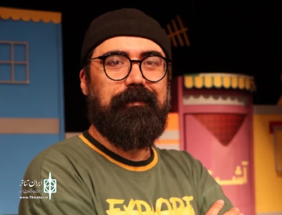 کارگردان نمایش «کتاب‌خورها»:

جشنواره نشان داد تئاتر فقط در شهرهای بزرگ خلاصه نمی‌شود