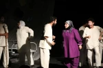 نمایش صحنه‌ای «لورا و جنگل شیشه‌ای» از فرودوس در آمفی تئاتر گلبانگ اجرا شد 4