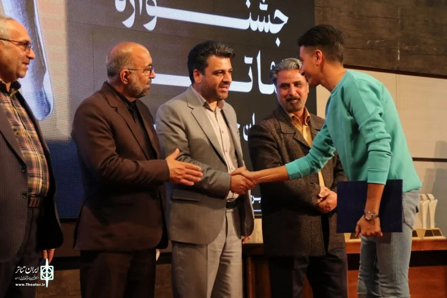 هجدهمین جشنواره تئاتر خراسان جنوبی برگزیدگان خود را شناخت 7