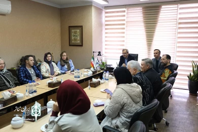 نشست مدیرکل هنرهای نمایشی با گروه های بین الملل از کشور  روسیه و فرانسه برگزار شد