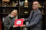 نشست مدیرکل هنرهای نمایشی با گروه های بین الملل از کشور  روسیه و فرانسه برگزار شد