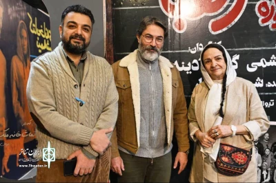 ملاقات پارسا پیروزفر با گلاب آدینه در «نمایش جشنواره الفبا»