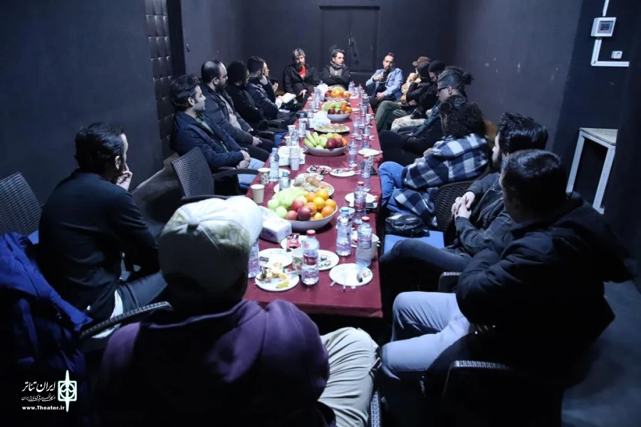 دبیر جشنواره تئاتر فجر با هنرمندان بخش «به‌علاوه فجر» دیدار کرد 4