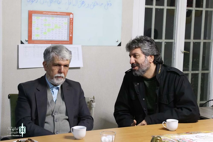 سید عباس صالحی وزیر فرهنگ در دبیرخانه جشنواره تئاتر فجر