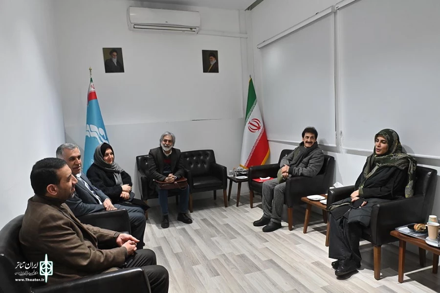 حال و هوایی سومین روز از چهل و سومین جشنوارۀ بین المللی تئاتر فجر