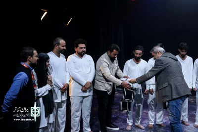 تقدیر جشنواره تئاتر فجر از گروه عراقی حاضر در ایران