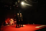 داره بارون میاد