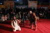 جهان با من بمیر