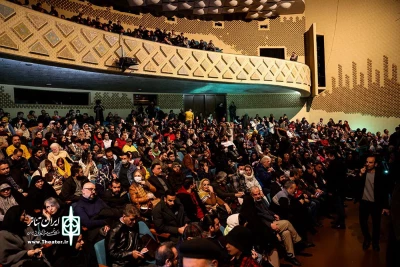 استقبال از نمایش های صحنه ای و خیابانی جشنواره