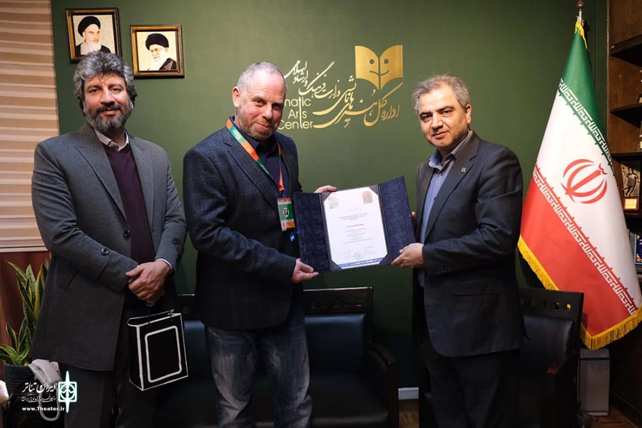 دیدار و گفت گوی اتابک نادری و خیرالله تقیانی پور با هنرمندان خارجی
