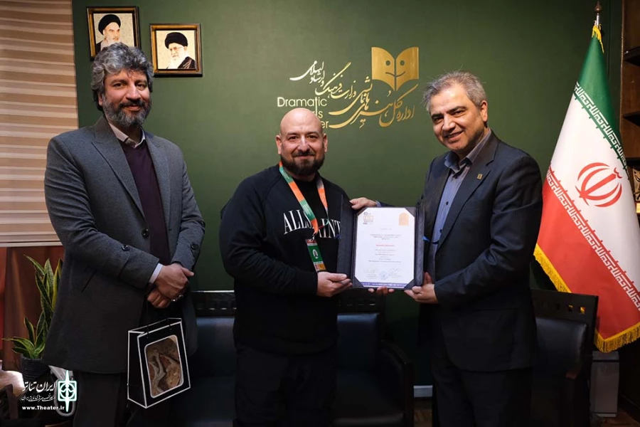 دیدار و گفت گوی اتابک نادری و خیرالله تقیانی پور با هنرمندان خارجی
