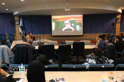 گفت و گوی بر خط با رومئو کاستلوچی