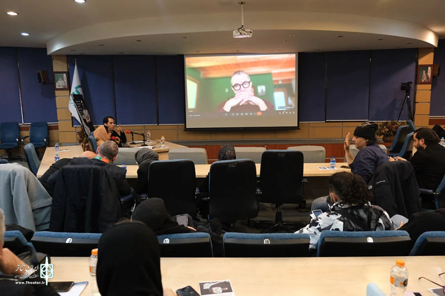 گفت و گوی بر خط با رومئو کاستلوچی