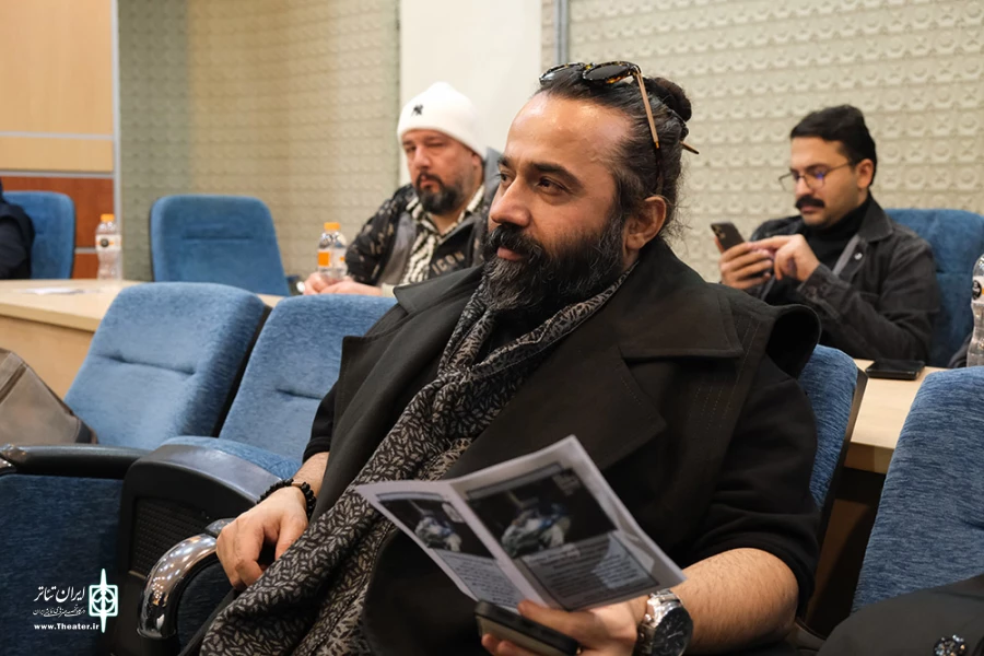گفت و گوی بر خط با رومئو کاستلوچی