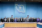 دیدار با اعضای شوراهای سیاست‌گذاری جشنواره‌های فجر با رئیس جمهور