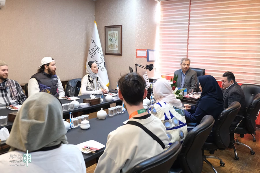 دیدار اتابک نادری با گروه نمایش کشور روسیه