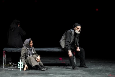 نگاهی به نمایش نمایش «او خودش خانه بود»

در سایه زن بودن
