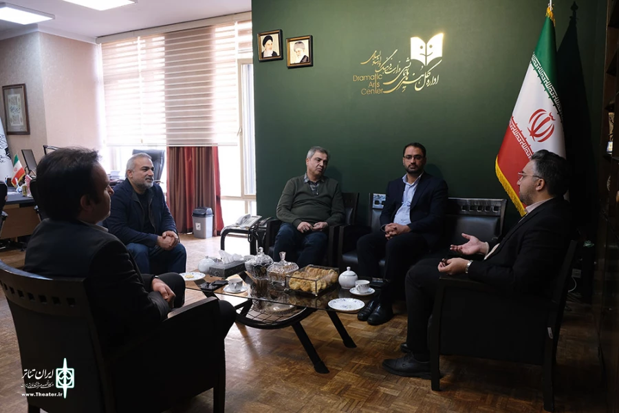 دیدار اتابک نادری با مدیران شهرداری
