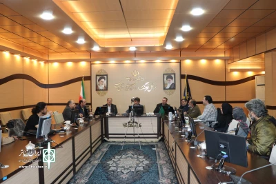 با حضور مدیرکل فرهنگ و ارشاد اسلامی استان زنجان

از عوامل نمایش «شب منیر» تجلیل شد