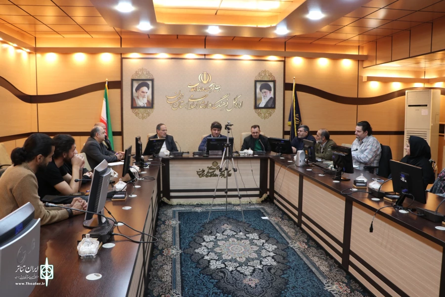 از عوامل نمایش «شب منیر» تجلیل شد 3