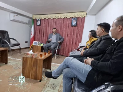 در آستانه عید سعید نوروز صورت گرفت:

دیدار هنرمندان تئاتر گرمی با نماینده شان در مجلس شورای اسلامی