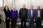رئیس جمهور در روز جهانی تئاتر به دیدار علی نصیریان رفت 2