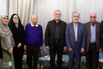 Iranian president meets Ali Nasirian on World Theater Day