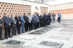 ادای احترام مدیران و هنرمندان اردبیل به شهدا/ عکاس: ولی الله ارجمند