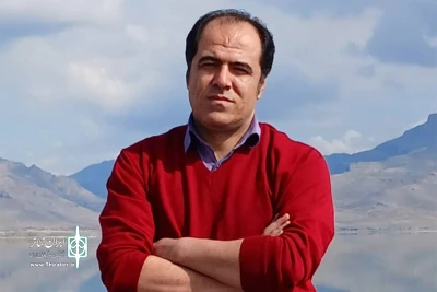 نویسنده نمایشنامه «آداب شکار روباه»:

درون هریک از ما یک آغامحمدخان قاجار خفته است