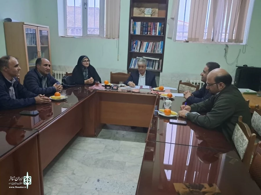 نشست شورای سیاستگذاری جشنواره با نماینده مردم خلخال و کوثر