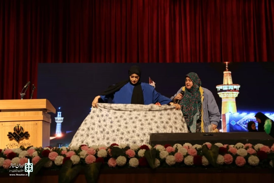 نمایش «نذر هشتم»  به نویسندگی و کارگردانی حدیثه راد در ارومیه به اجرا در آمد  7