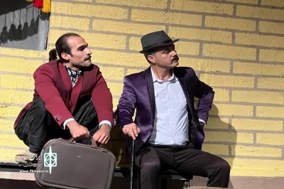 با استقبال پرشور از نمایش طنز حسن چپل در سال گذشته:

«مضحکه حسن چپل 2» در اهرم روی صحنه رفت
