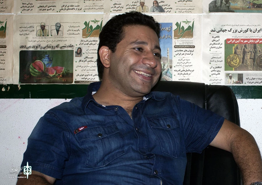 سروش جمشیدی، «سنبل پلاک ۶» را به صحنه آورد 2