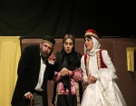 «سند باد و فیروز» نمایشی کمدی و‌ موزیکال کاری از گروه هنری آفر در شهرستان شاهیندژ به صحنه رفت. 2