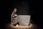نمایش «دیوارهای نامرئی» به نویسندگی و کارگردانی محمد گلشنی در سلماس به صحنه رفت.

 2
