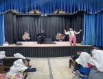 نمایش کودک و نوجوان «آشغول» به کارگردانی هادی عزیزکلانتری  در نقده به اجرا در آمد 7