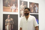 رسول خادم نمایشگاه «تَن‌پوشِ پهلوان» را افتتاح کرد 11