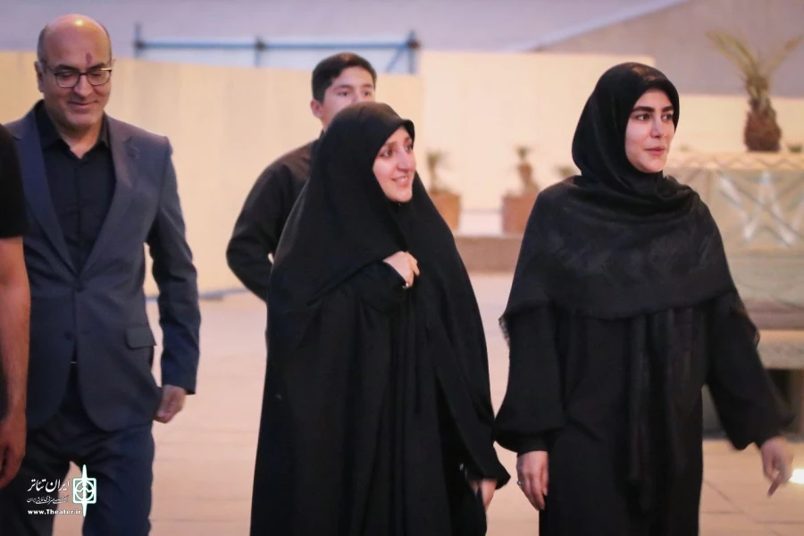 تئاتر کمک می‌کند تالمات ناشی از فجایع جنگ کاهش یابد 9