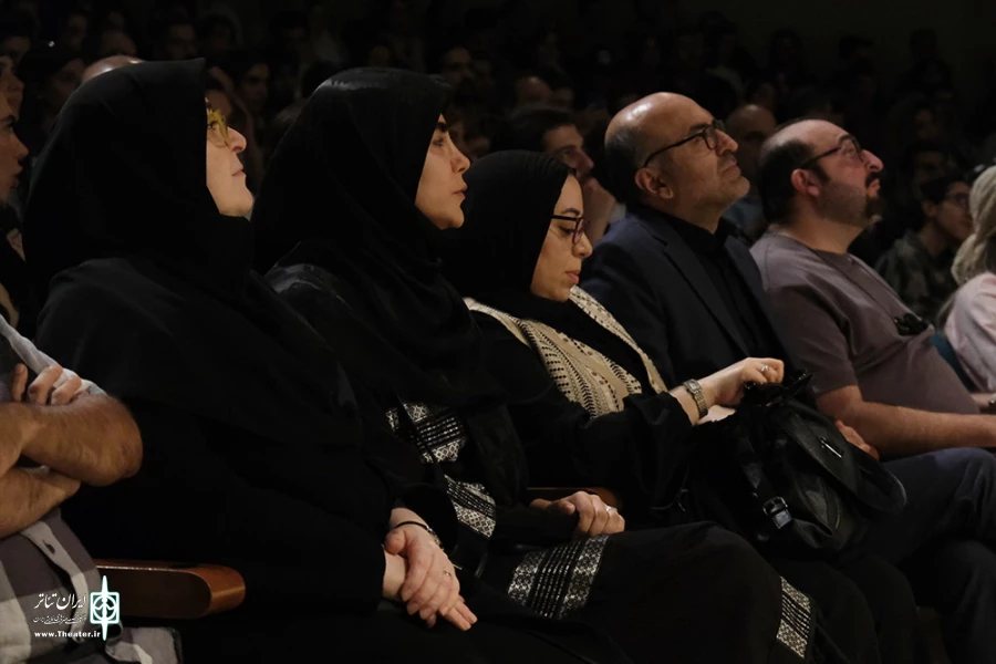 سخنگوی دولت میهمان تئاتر شهر و خیمه هنر :