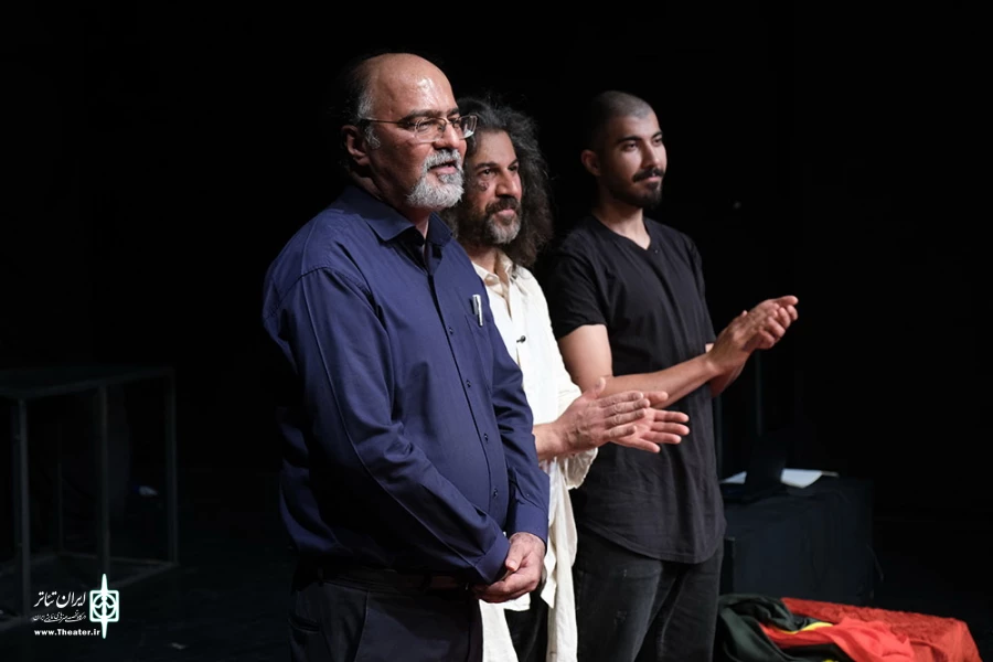 «مجلس غریب تنهایی» با خوانش رحمت امینی در شب هفتم «خیمه هنر»