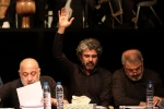 زهرا بهروزآذر، معاون امور زنان ریاست‌جمهوری به تماشای خوانش نمایشنامه «پل» نشست