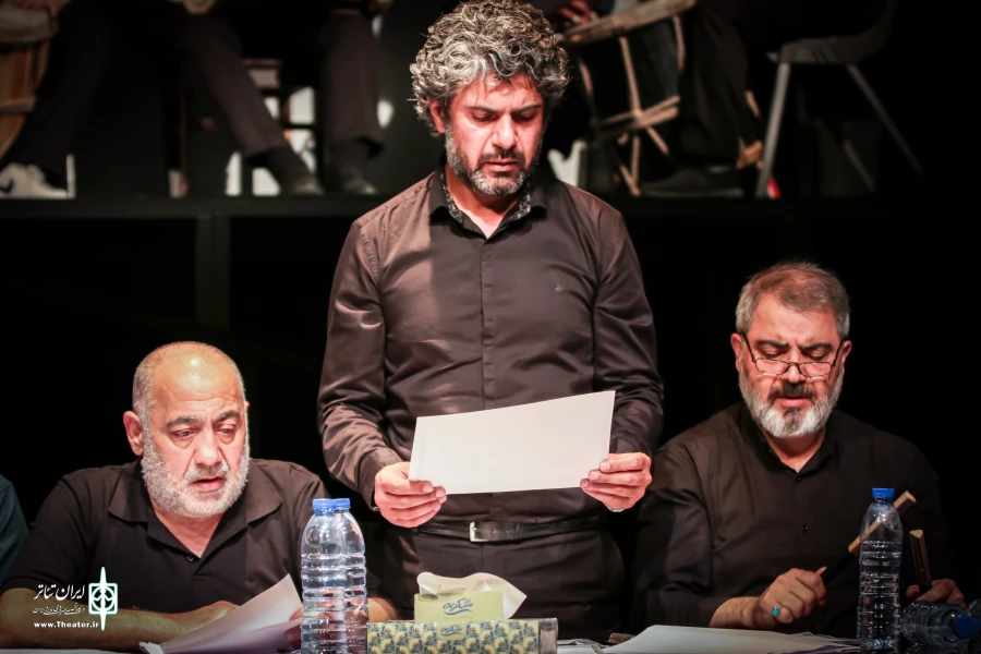 زهرا بهروزآذر، معاون امور زنان ریاست‌جمهوری به تماشای خوانش نمایشنامه «پل» نشست